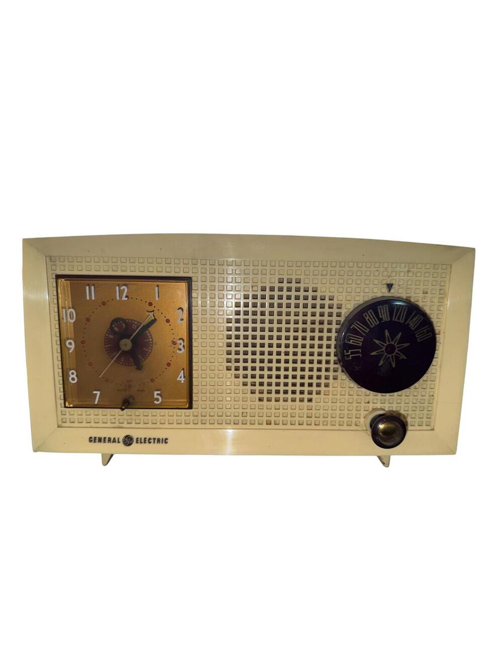 Vintage General Electric Clock Radio FOR PARTS